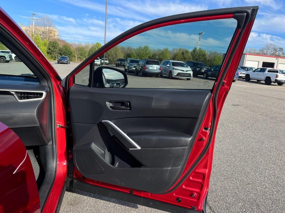 2025 Toyota COROLLA CROSS HV SE