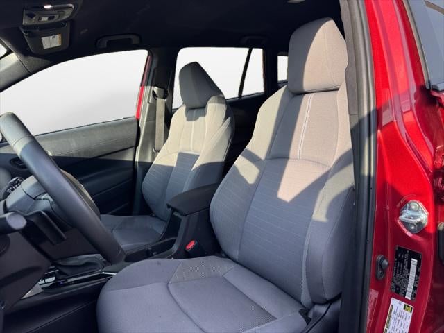 2025 Toyota COROLLA CROSS HV SE