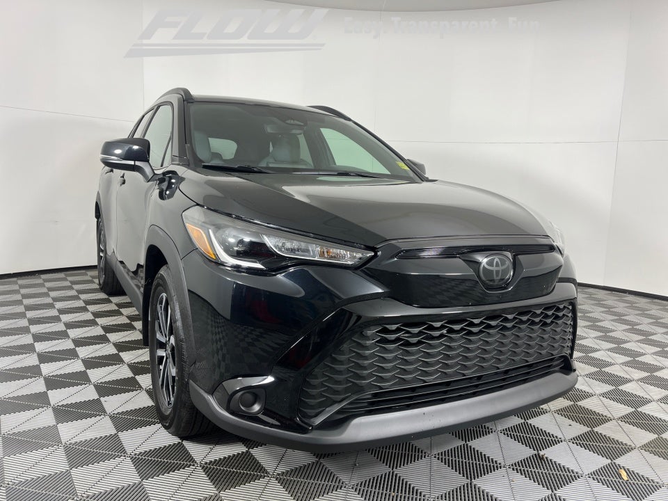 2025 Toyota COROLLA CROSS HV SE