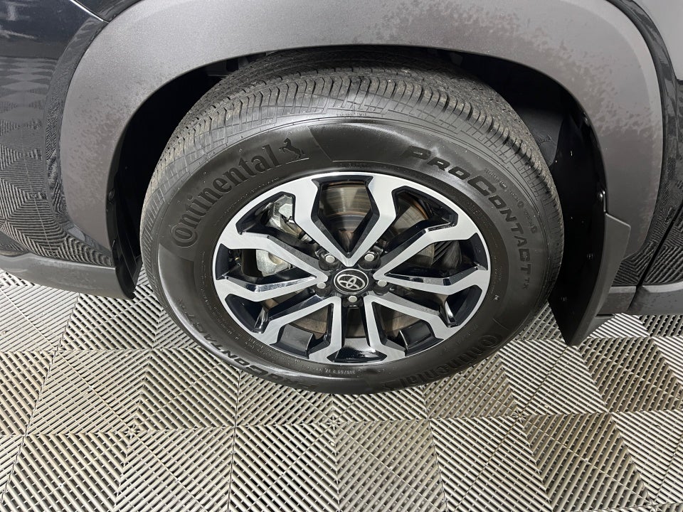 2025 Toyota COROLLA CROSS HV SE