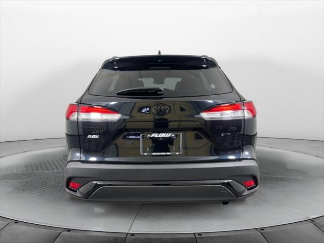 2025 Toyota COROLLA CROSS HV SE