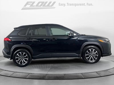 2025 Toyota COROLLA CROSS HV SE