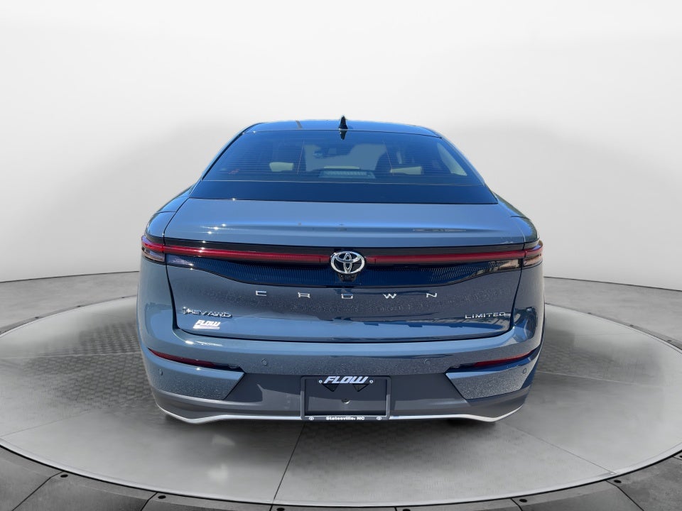 2025 Toyota Toyota Crown Limited