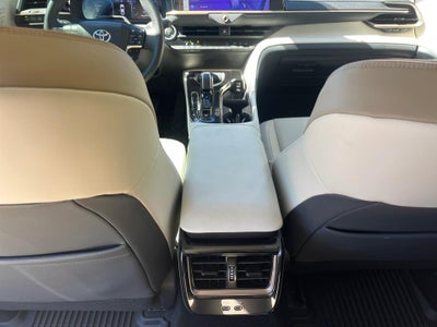 2025 Toyota Toyota Crown Limited
