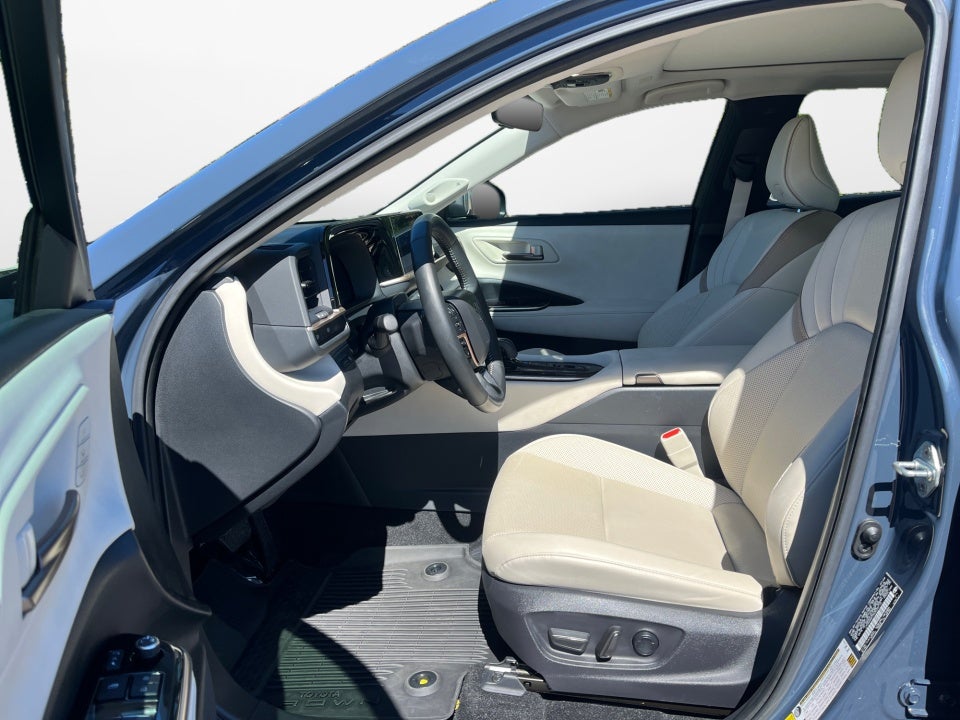 2025 Toyota Toyota Crown Limited