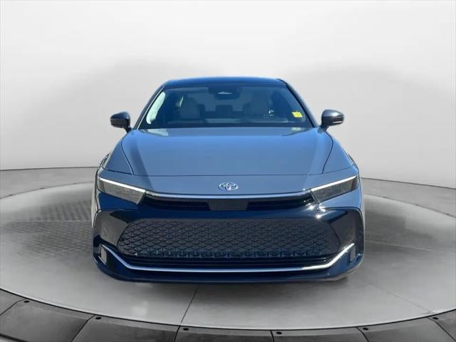 2025 Toyota Toyota Crown Limited