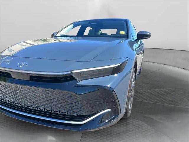 2025 Toyota Toyota Crown Limited