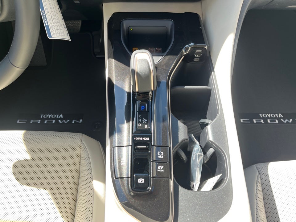 2026 Toyota Toyota Crown Limited