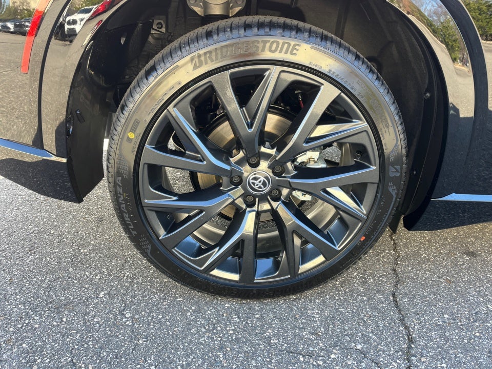 2026 Toyota Toyota Crown Signia Limited