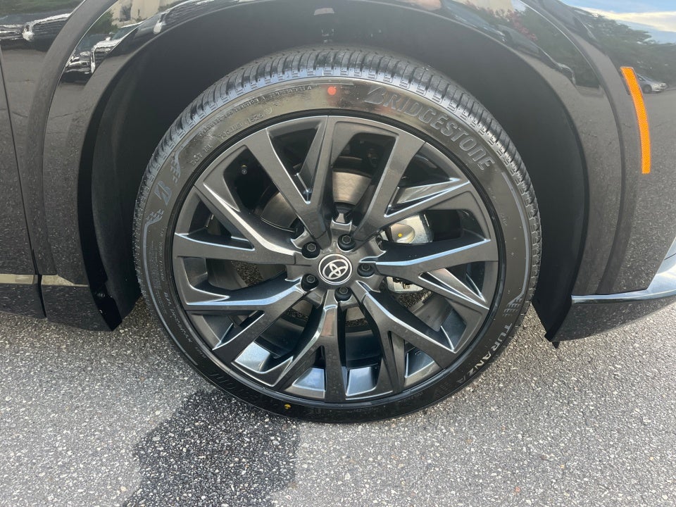 2026 Toyota Toyota Crown Signia Limited