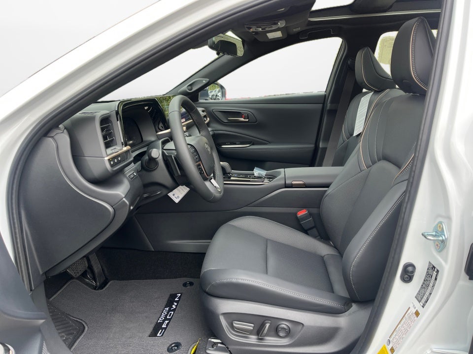 2026 Toyota Toyota Crown Signia Limited