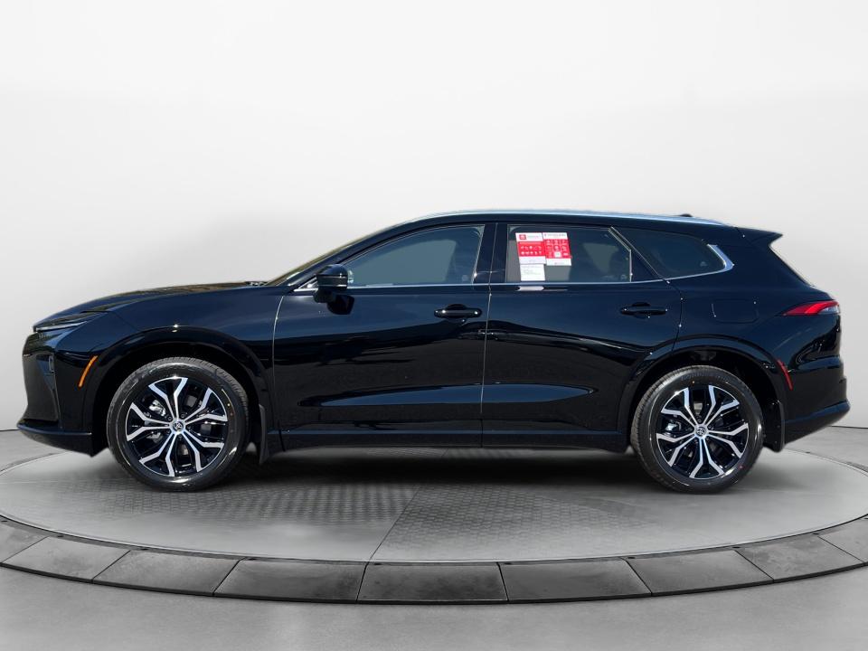 2026 Toyota Toyota Crown Signia XLE