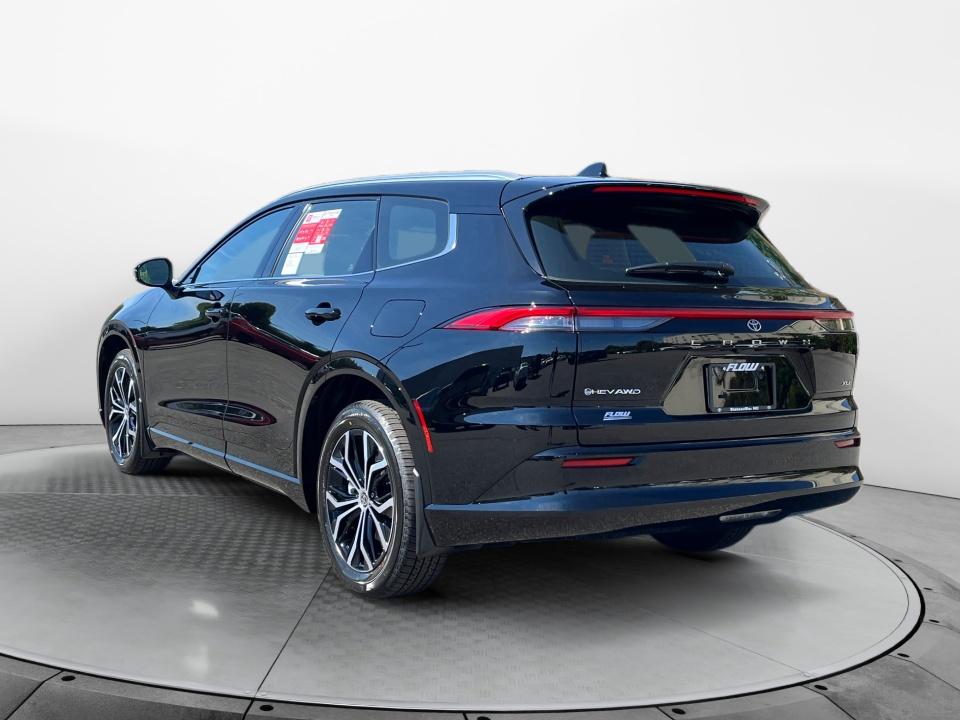 2026 Toyota Toyota Crown Signia XLE