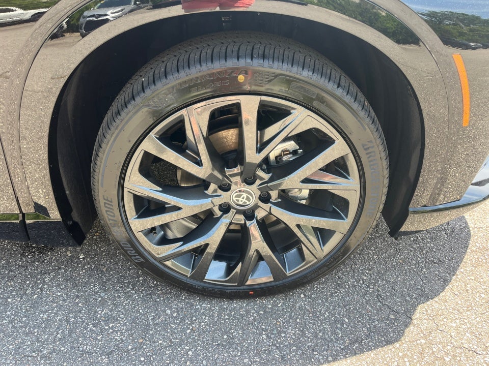 2026 Toyota Crown Signia Limited
