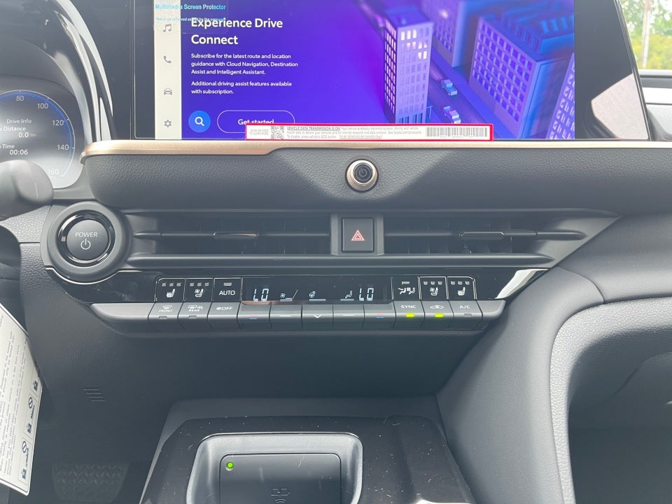 2026 Toyota Toyota Crown Signia Limited