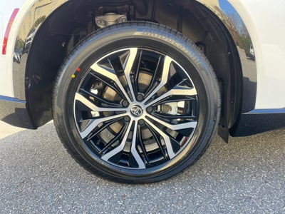 2026 Toyota Toyota Crown Signia XLE