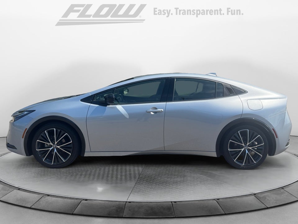 2025 Toyota Prius XLE