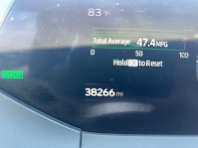 2025 Toyota Prius XLE