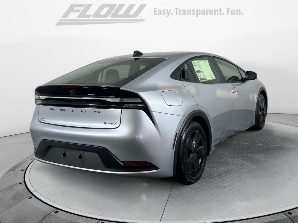 2026 Toyota Prius Plug-in Hybrid SE