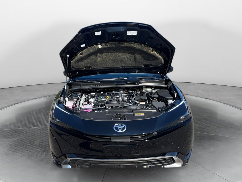 2027 Toyota Prius Plug-in Hybrid XSE