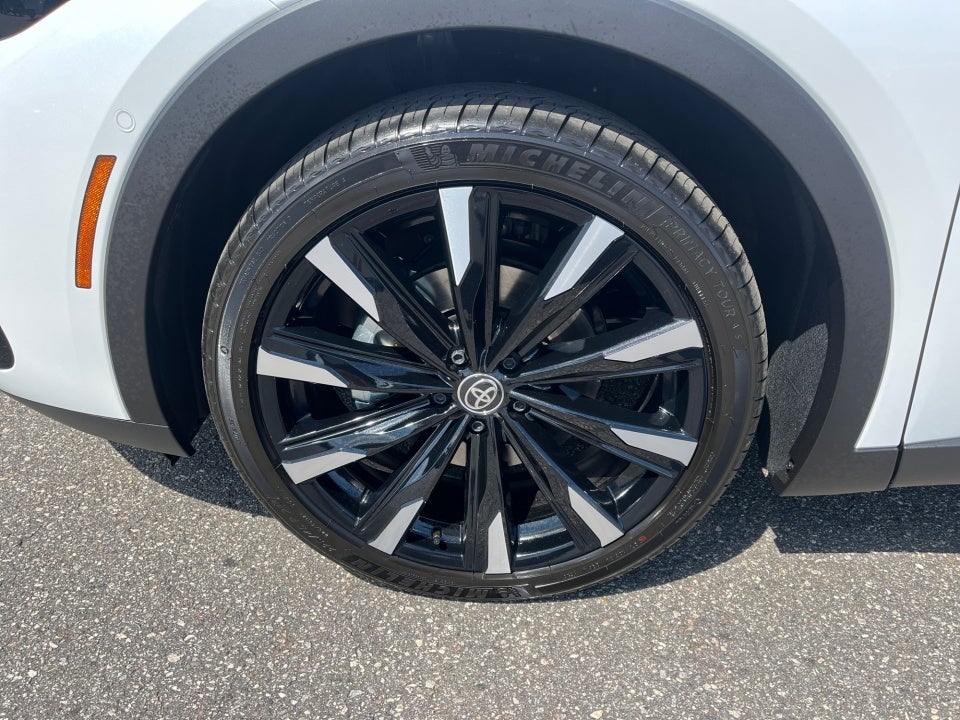 2026 Toyota Toyota Crown Platinum
