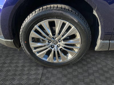 2024 Toyota Venza XLE