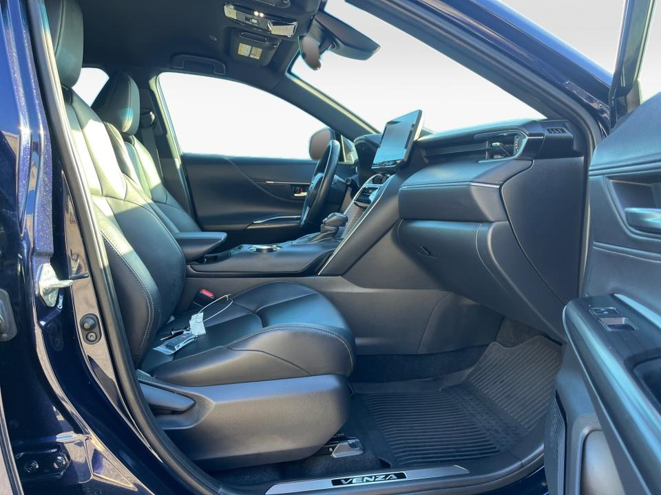 2024 Toyota Venza XLE
