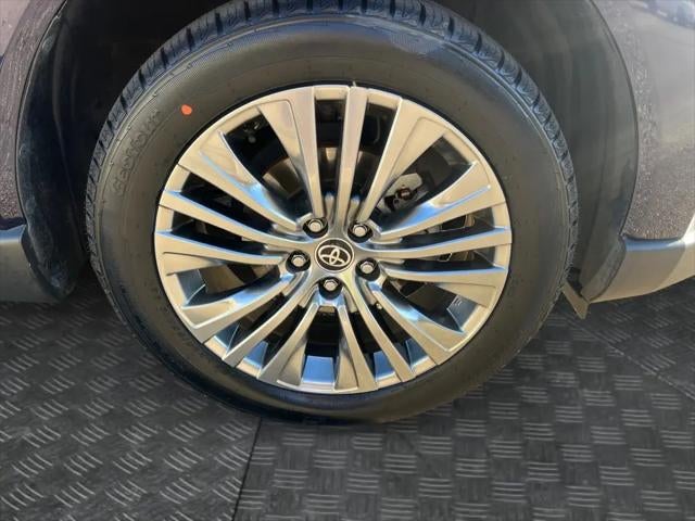 2024 Toyota Venza XLE