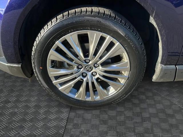 2024 Toyota Venza XLE