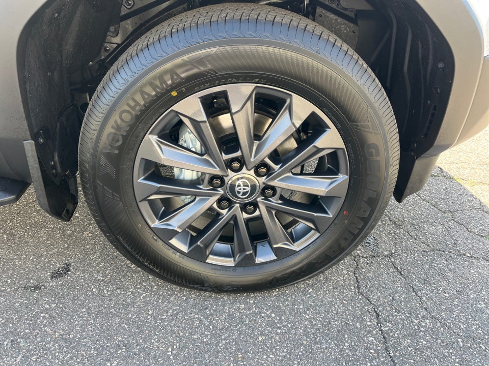 2026 Toyota Land Cruiser Land Cruiser