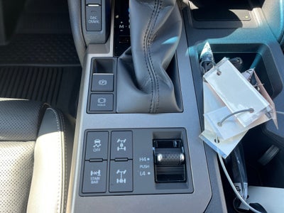 2026 Toyota Land Cruiser 4WD (Natl)