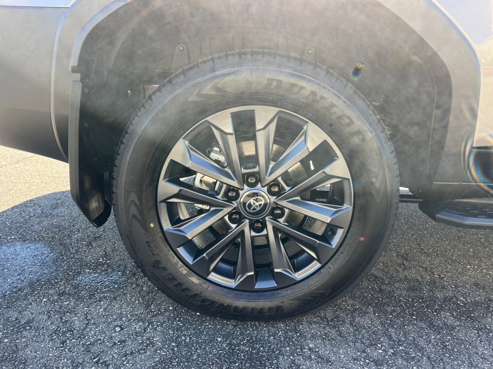 2026 Toyota Land Cruiser 4WD (Natl)