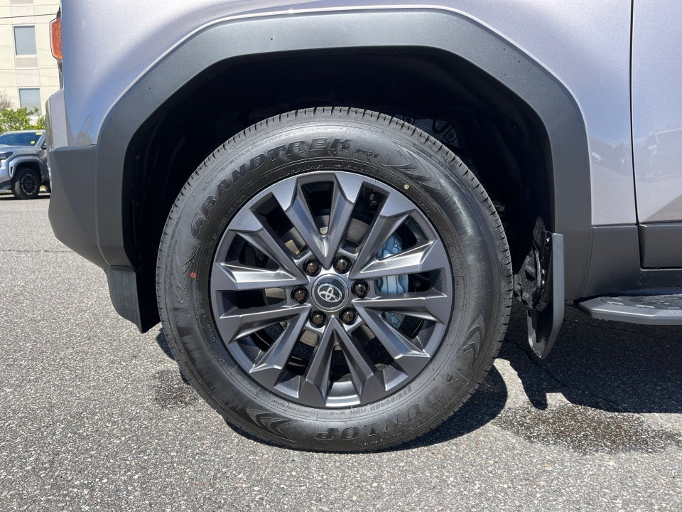 2026 Toyota Land Cruiser 4WD (Natl)