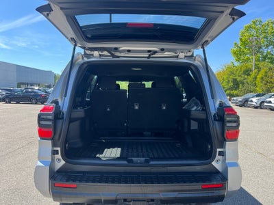 2025 Toyota 4RUNNER SR5