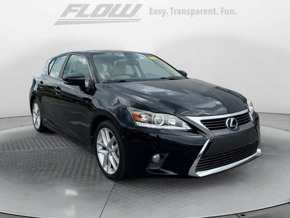 2016 Lexus CT 200h 200h's photo