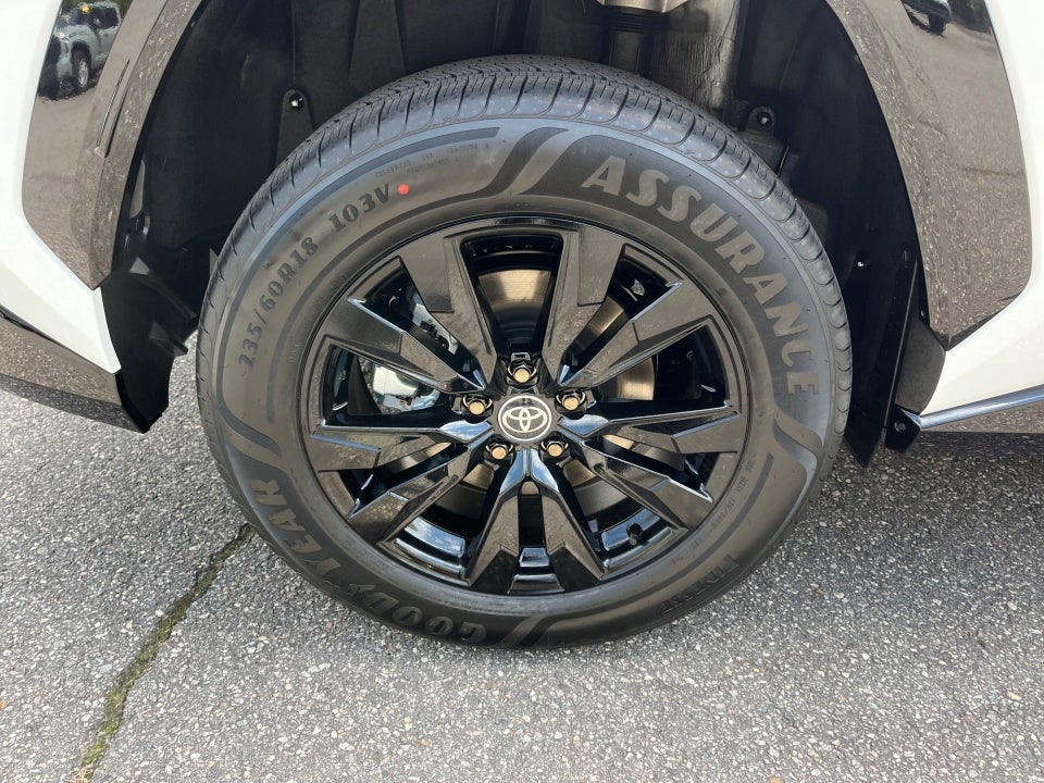 2026 Toyota RAV4 Plug-in Hybrid SE