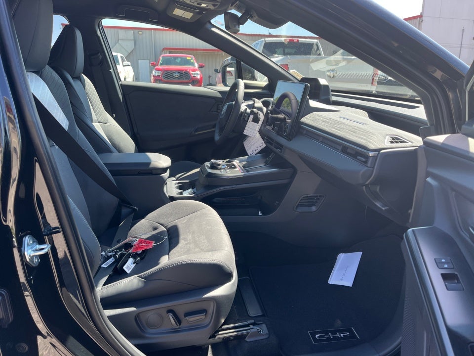 2026 Toyota C-HR XSE