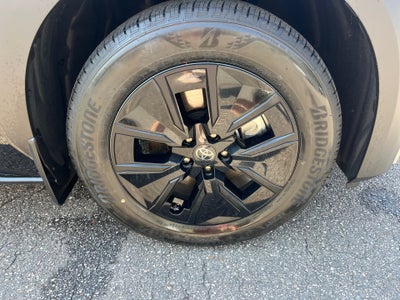 2026 Toyota bZ Woodland bZ Woodland Premium