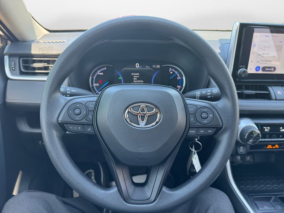 2025 Toyota RAV4 HYBRID LE