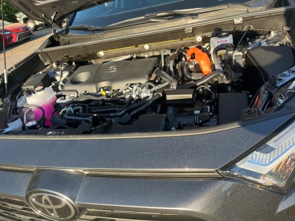 2025 Toyota RAV4 HYBRID LE