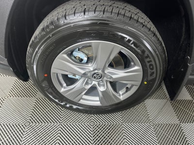 2025 Toyota RAV4 HYBRID LE