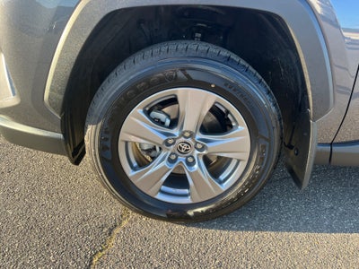 2025 Toyota RAV4 HYBRID LE