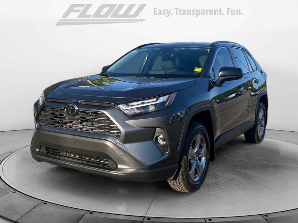 2025 Toyota RAV4 HYBRID LE