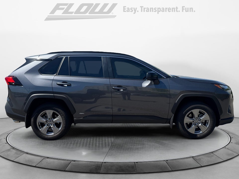 2025 Toyota RAV4 HYBRID LE