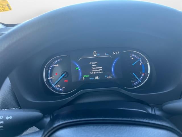 2025 Toyota RAV4 HYBRID LE