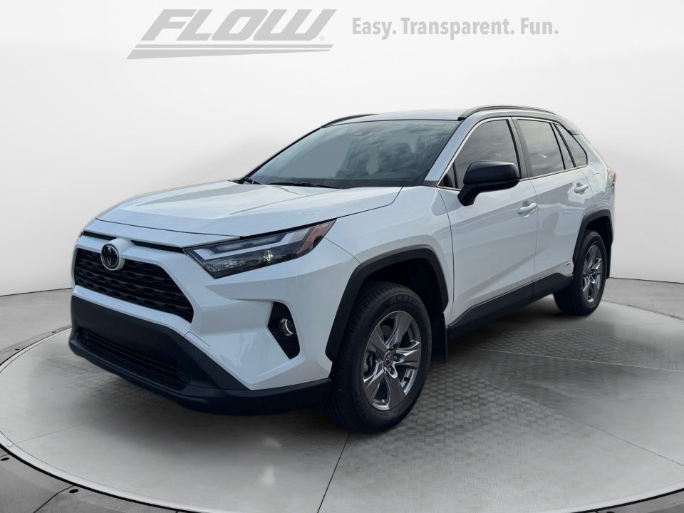 2025 Toyota RAV4 HYBRID LE