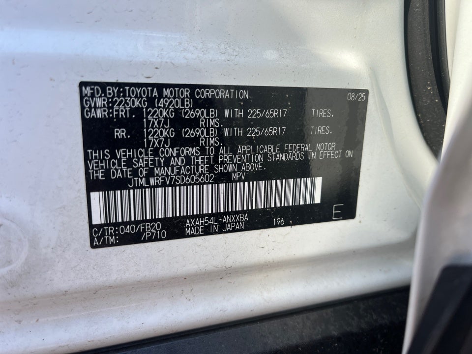 2025 Toyota RAV4 HYBRID LE