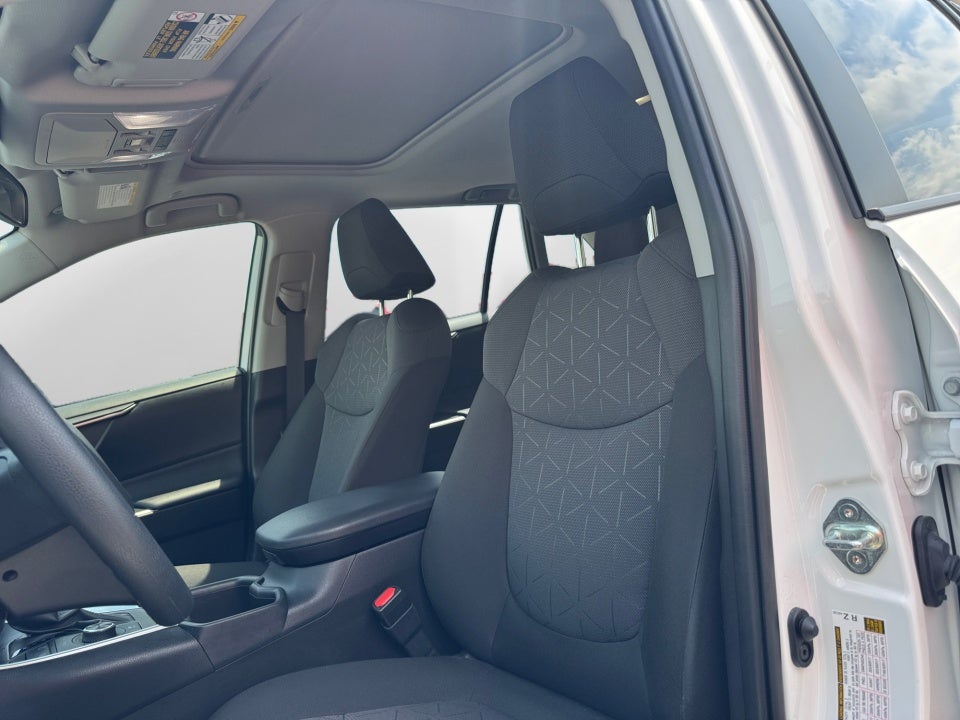 2025 Toyota RAV4 Hybrid Hybrid XLE