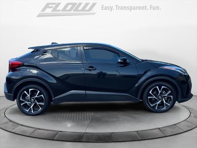 2022 Toyota C-HR XLE