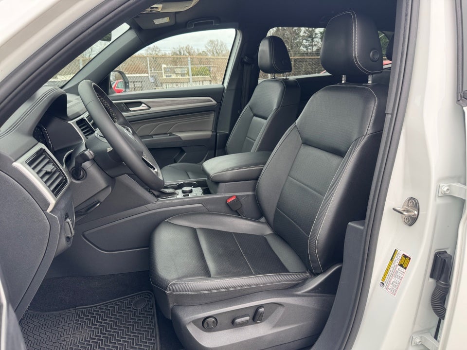 2023 Volkswagen Atlas Cross Sport 2.0T SE w/Technology